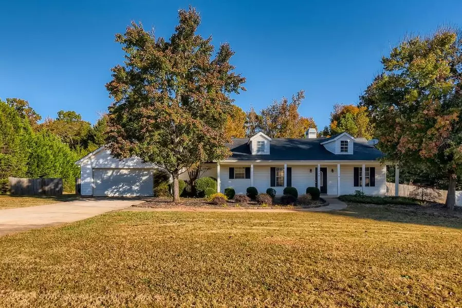 338 Cattlemans CIR, Mcdonough, GA 30252