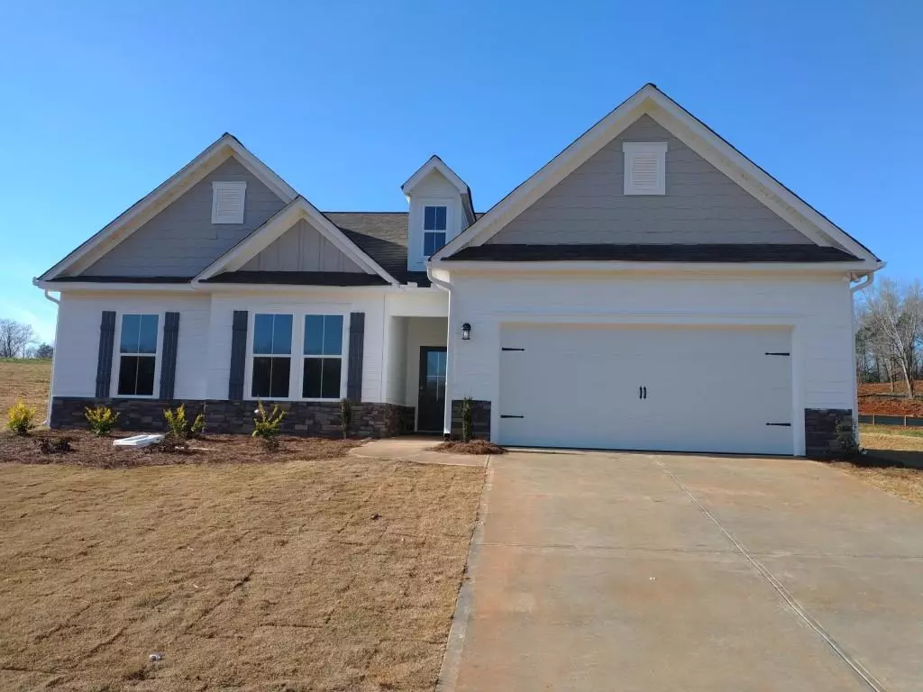 Cornelia, GA 30531,215 Waterford CIR