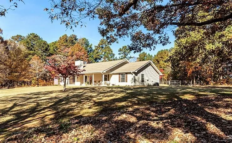 3673 Hog Mountain RD, Dacula, GA 30019