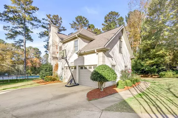 Peachtree City, GA 30269,208 Chateau LN