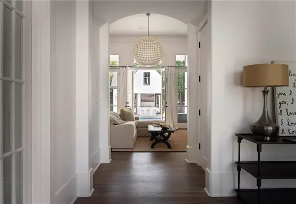 Sandy Springs, GA 30328,6182 Ferry DR