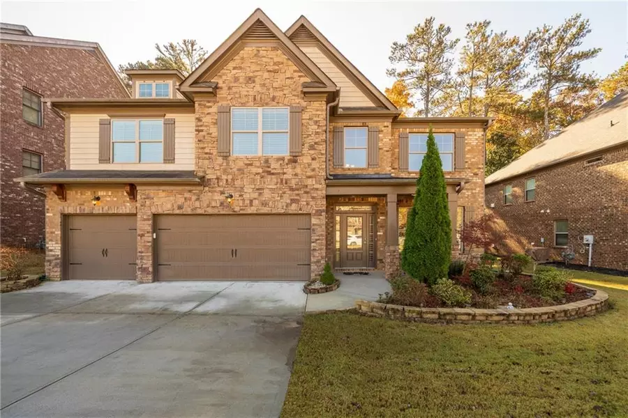 7755 Stratford LN, Sandy Springs, GA 30350