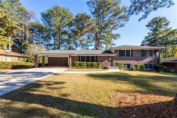 947 Rays RD, Stone Mountain, GA 30083
