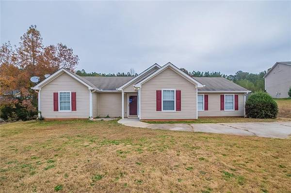 355 Hunters TRCE, Covington, GA 30014