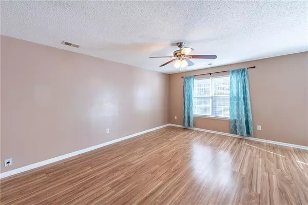 Woodstock, GA 30188,420 RED COAT LN