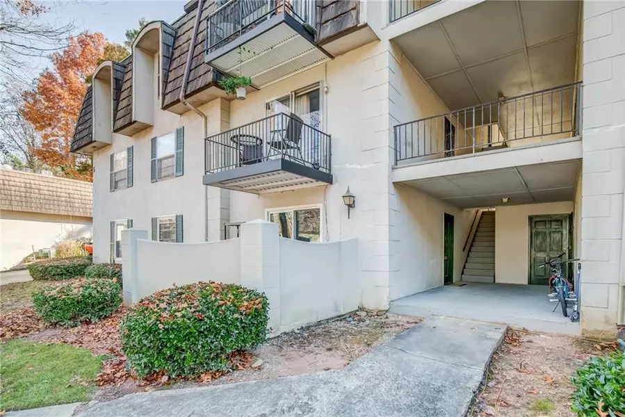 725 Dalrymple RD #5A, Sandy Springs, GA 30328