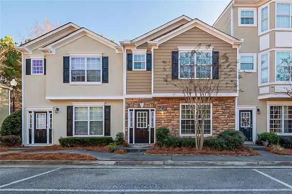 200 RIVERSTONE COMMONS CIR, Canton, GA 30114