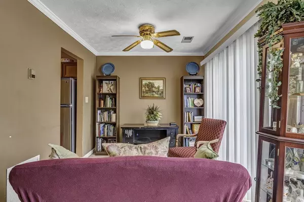 Austell, GA 30168,6811A Panda DR