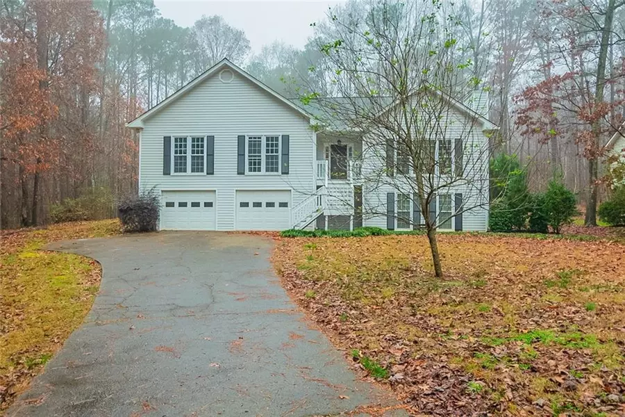 621 Driftwood DR, Woodstock, GA 30189