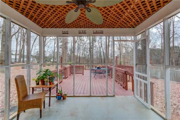 Lawrenceville, GA 30043,90 Chantilly LN