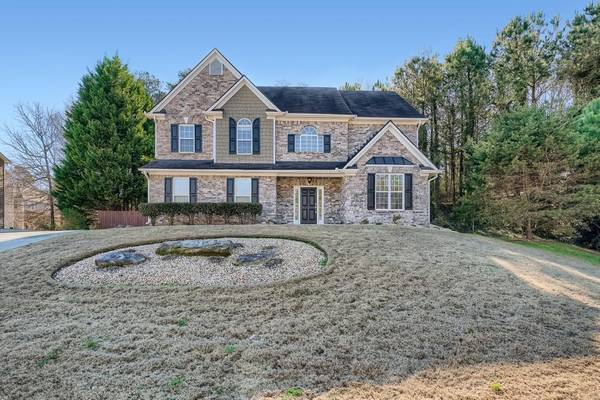 2371 Royal Pembrooke LN, Buford, GA 30518