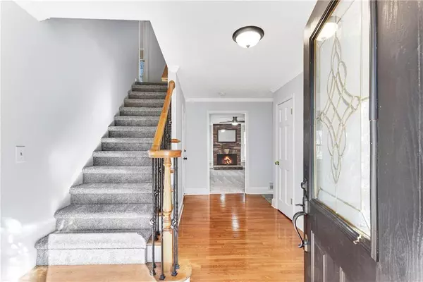 Marietta, GA 30068,5039 Larry LN