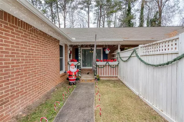 Smyrna, GA 30080,1919 Cooper Landing DR SE