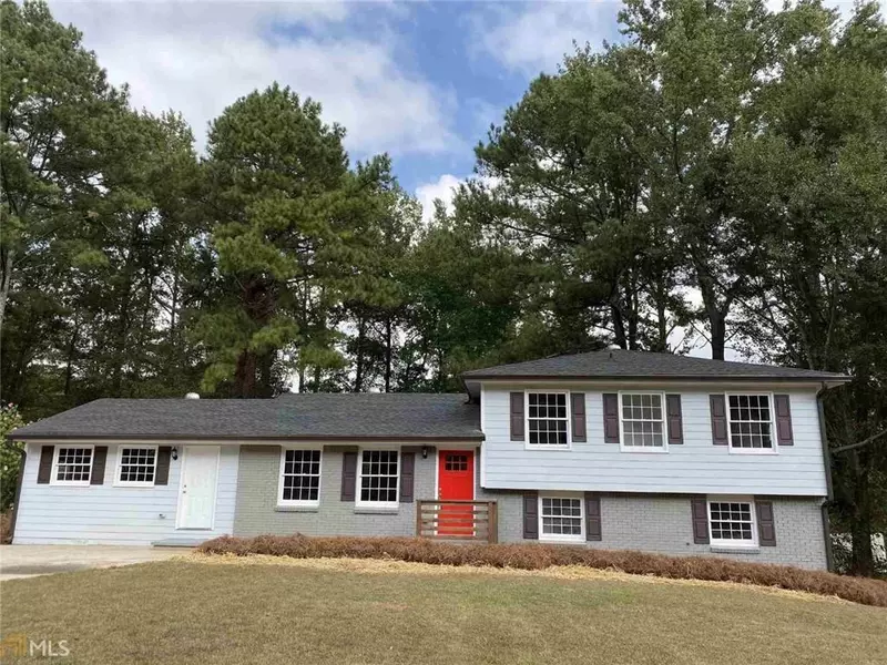 2582 Crabapple LN, Morrow, GA 30260