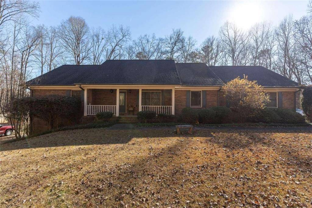 1522 Cabin Creek TRL, Griffin, GA 30223