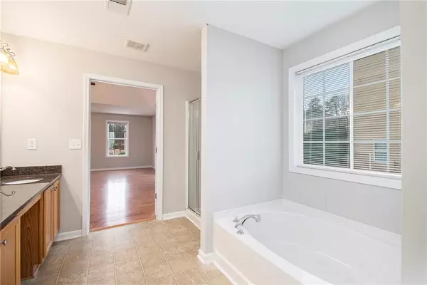 Flowery Branch, GA 30542,5317 Rushing Creek WAY