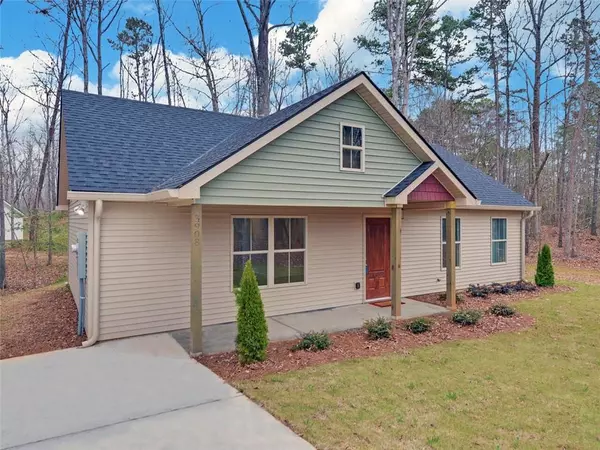 3908 Skyline DR, Gainesville, GA 30501