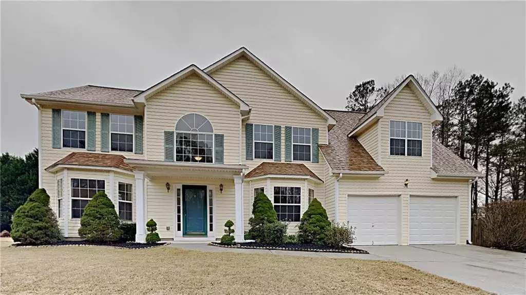 348 Silverleaf LN, Dallas, GA 30157