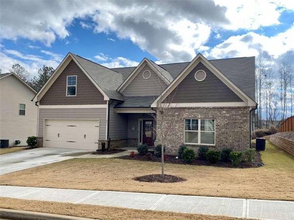 451 Miracle CT, Hoschton, GA 30548