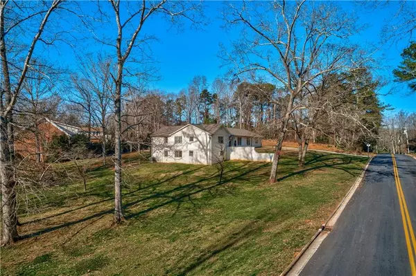 Gainesville, GA 30506,2625 Club DR NW
