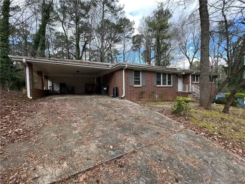 3467 Scenic DR, East Point, GA 30344