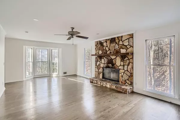 Woodstock, GA 30188,1206 Hickory Creek CT