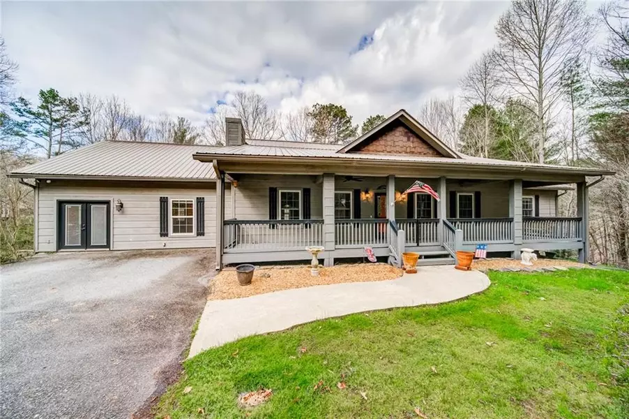 365 Carson Cove RD, Ellijay, GA 30540