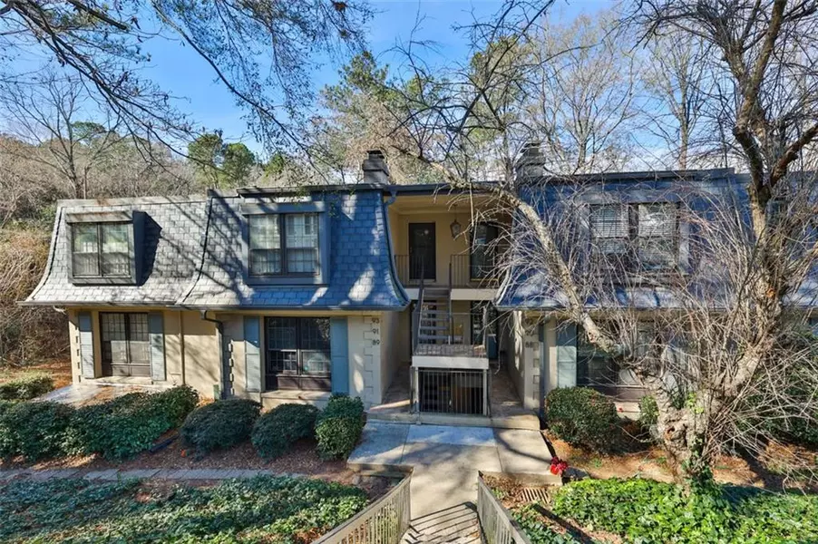 88 LA RUE PL NW, Atlanta, GA 30327