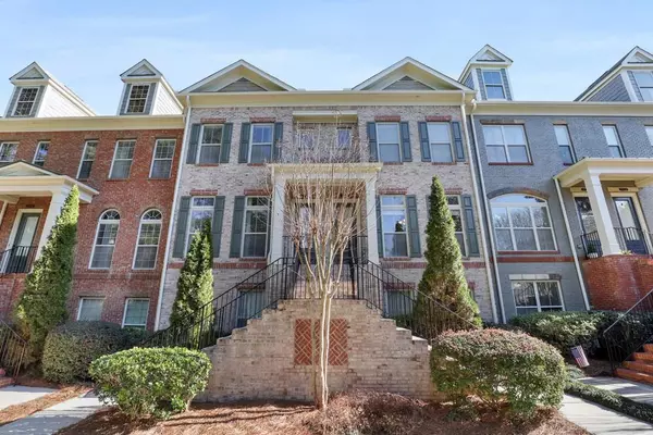 1738 Breyerton DR NE, Atlanta, GA 30329