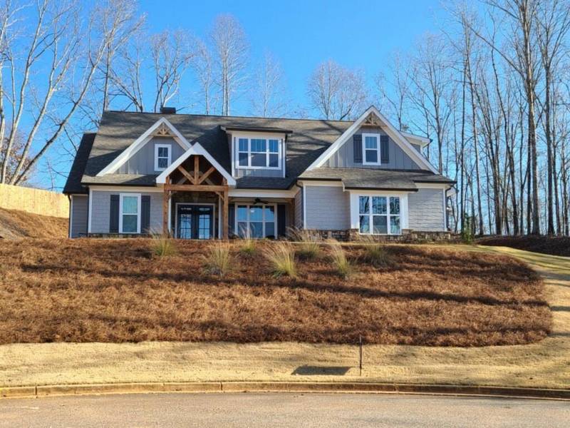 7550 Crestline DR, Dawsonville, GA 30534