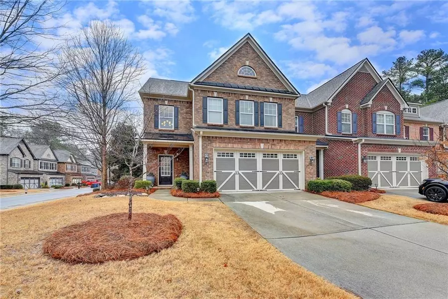 11174 Blackbird LN, Alpharetta, GA 30022