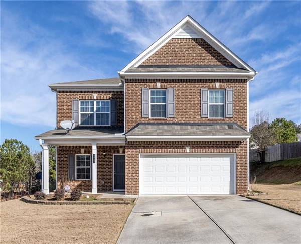 3824 Hawk Tail DR, Loganville, GA 30052