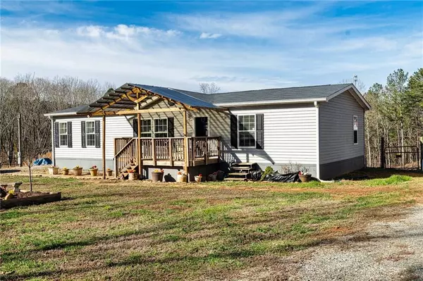 Waleska, GA 30183,221 Old Mill LN