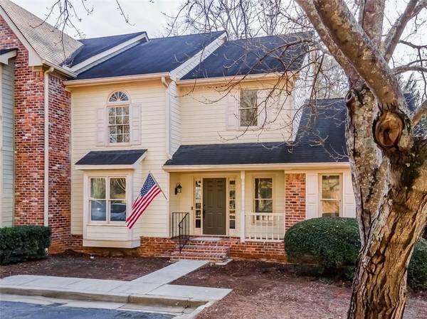 311 RIVER GLEN DR, Roswell, GA 30075