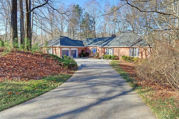 3678 Habersham LN, Berkeley Lake, GA 30096