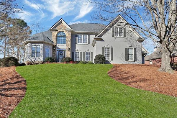 910 Big Horn CIR, Alpharetta, GA 30022