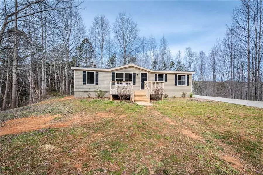 660 Moores Gin RD, Fairmount, GA 30139