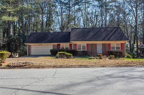 900 Granite Springs LN, Stone Mountain, GA 30083