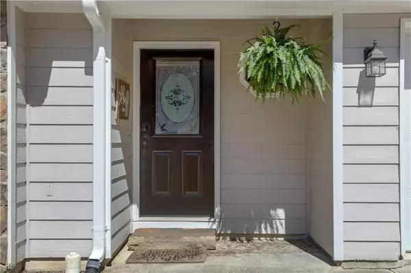 Lawrenceville, GA 30043,1290 Hunters Creek CT