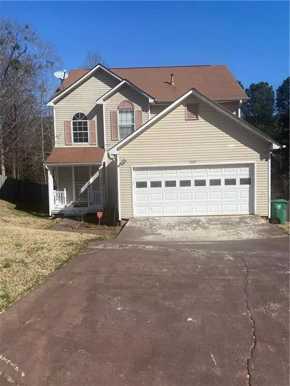 6537 Eastbriar DR, Lithonia, GA 30058