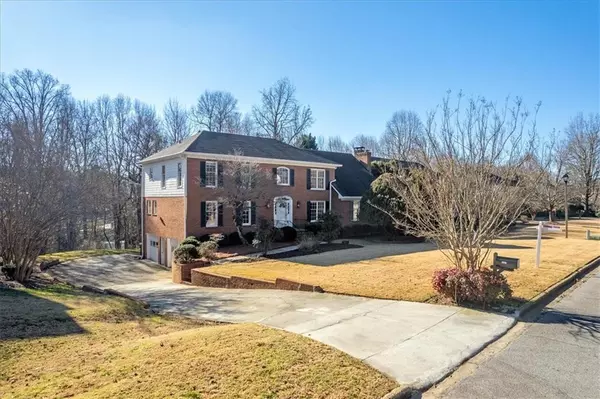 Peachtree Corners, GA 30092,3847 Rainforest CIR