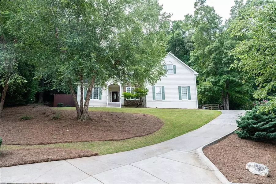 417 Lovinggood Landing DR, Woodstock, GA 30189