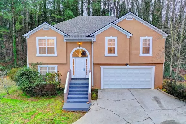 4555 Moon Valley Lane, Lithonia, GA 30038