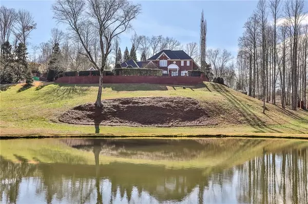 332 Lee Pritchett, Ellijay, GA 30540