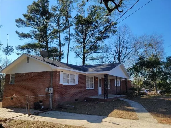 3376 Woodcrest RD, Macon, GA 31206