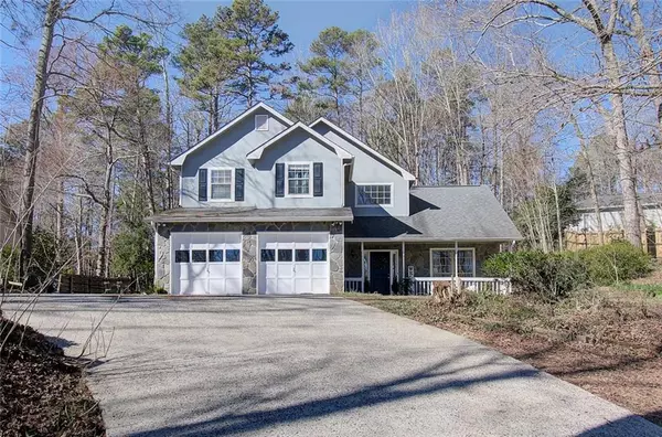 3525 Chattahoochee RD, Cumming, GA 30041