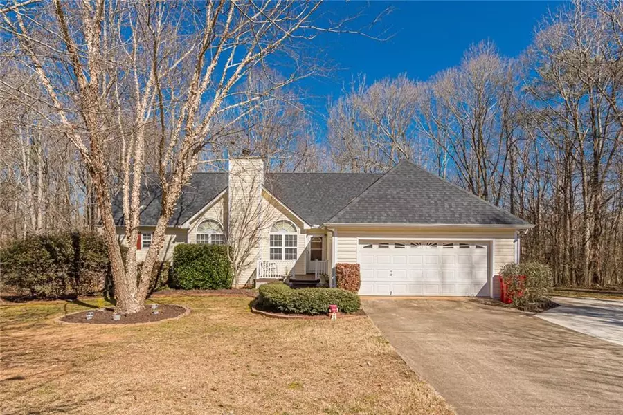 153 Cherokee TRL, Hoschton, GA 30548