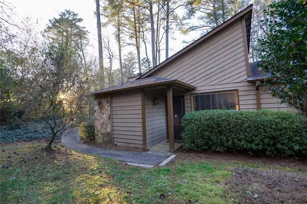 Marietta, GA 30067,852 Bonnie Glen DR SE