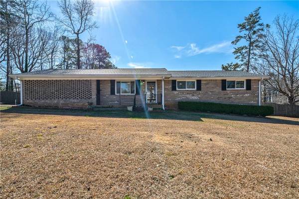 6103 Frieda ST, Douglasville, GA 30135