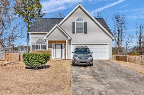 1017 Bluecoat CIR, Hampton, GA 30228